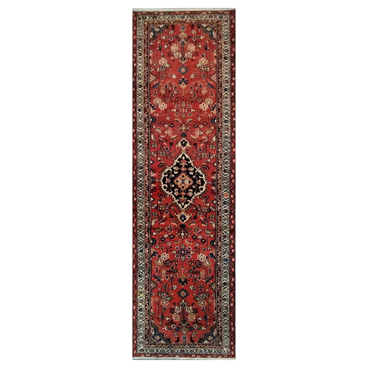 نمای کامل فرش کناره دستبافت همدان 3 متری با رنگبندی گرم و طرح اصیل ایرانی، مناسب راهرو، کنار تخت و فضاهای کشیده خانه